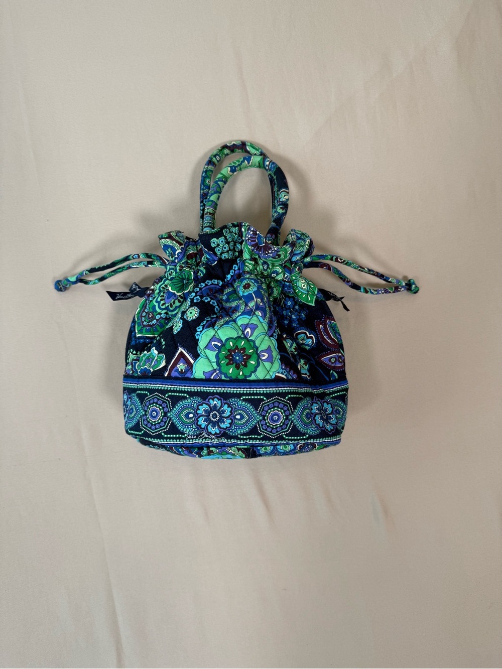 Vera Bradley Emma Cinch Bag, Rhapsody Blue.